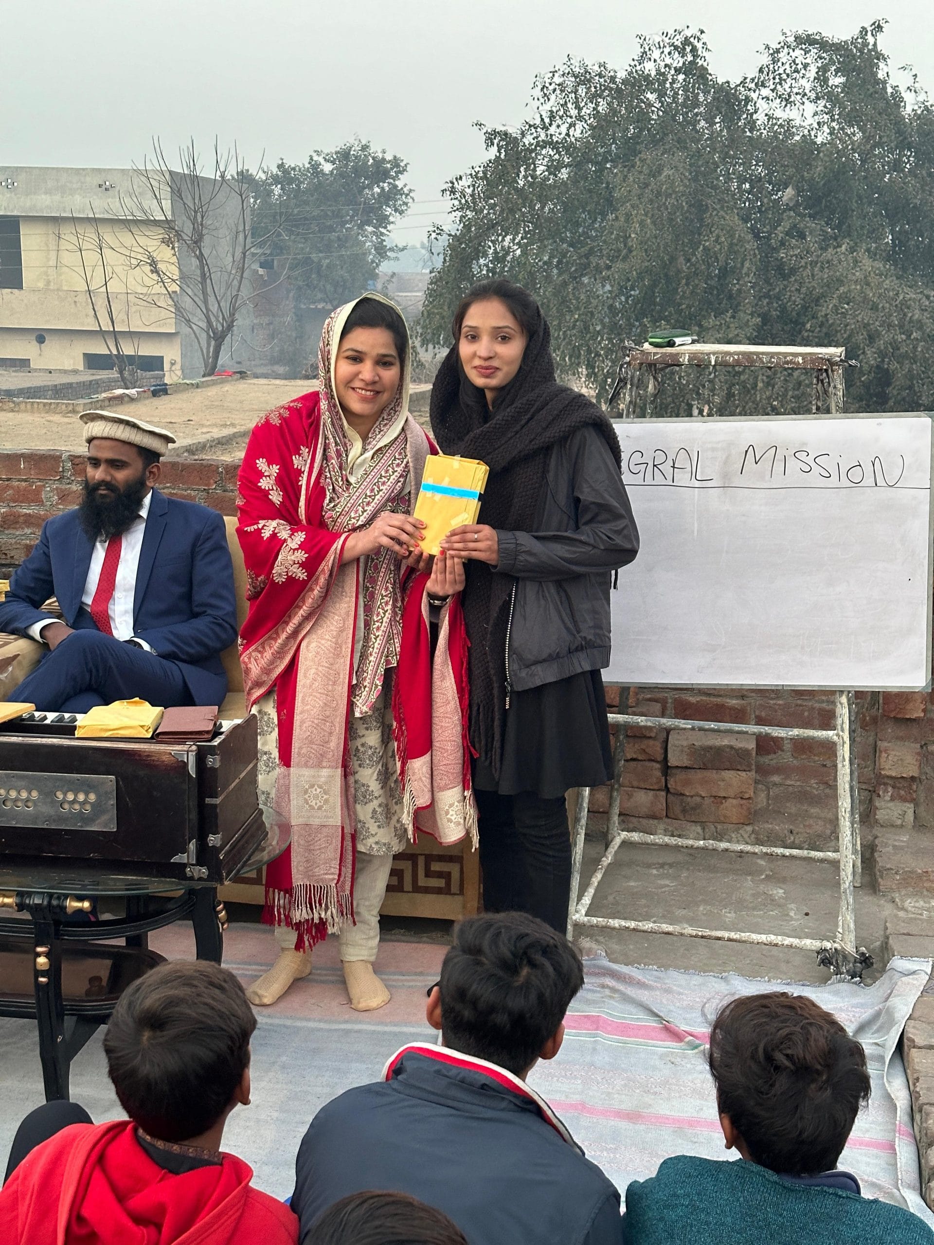 Free Urdu Bibles Independent Church (3)